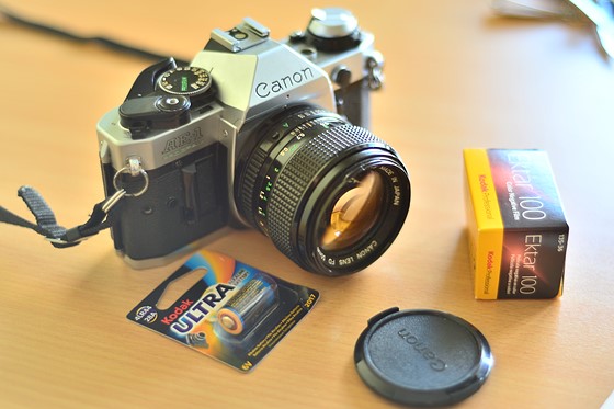 Τέλος εποχής: Η Canon σταματάει την πώληση φωτογραφικών μηχανών με φιλμ