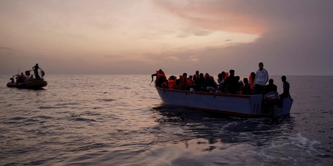 Πλοιάριο με μετανάστες εντοπίστηκε ανοιχτά του Ακάμα - Σε κινητοποίηση οι Αρχές 