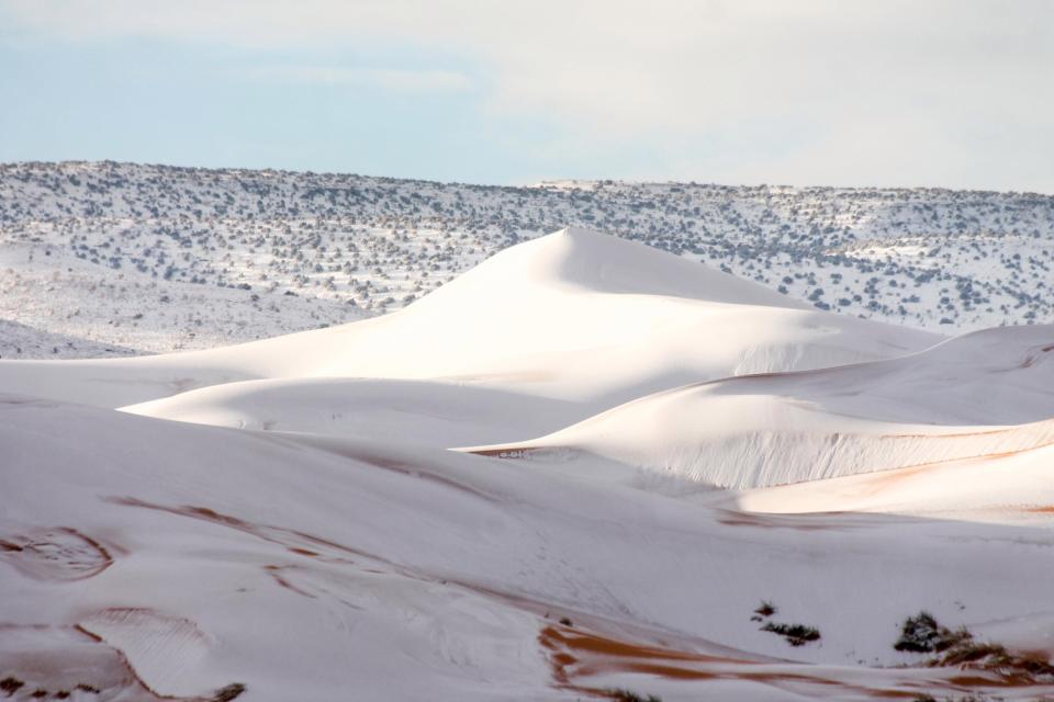 Σπάνιο φαινόμενο στη Σαχάρα – Χιόνι μετά από 39 χρόνια - ΦΩΤΟΓΡΑΦΙΕΣ