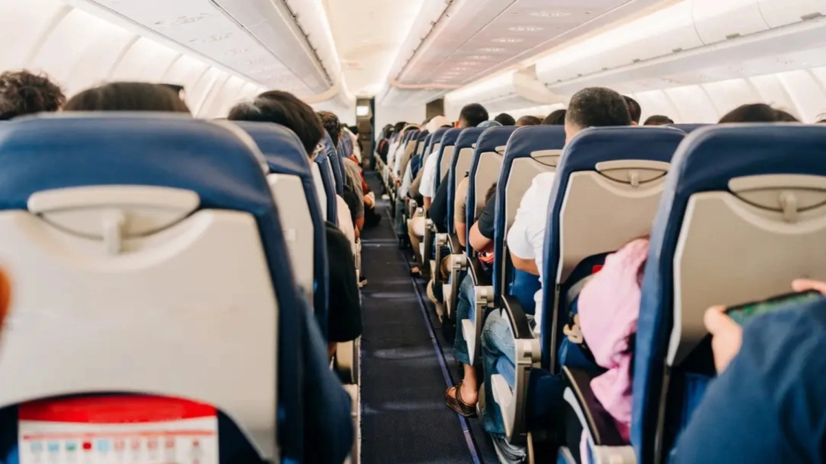 «Squawk 7500»: Τι σημαίνει η μυστική φράση που ελπίζετε να μην ακούσετε ποτέ σε πτήση