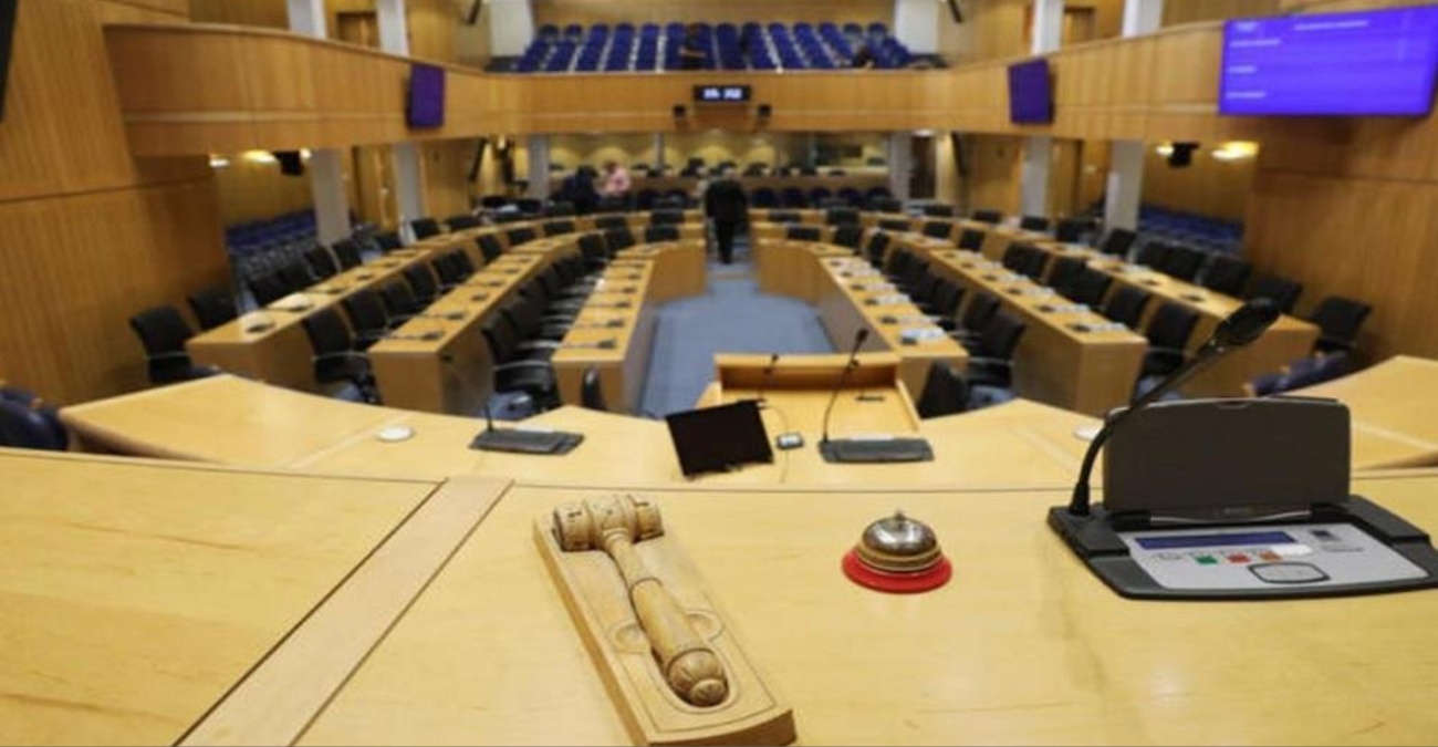 Βουλή: Ψηφίζει για το νέο «πακέτο» του Σχεδίου Ανάκαμψης – Στο τραπέζι ΚΟΑΕ και ο φόρος που φέρνει αντιδράσεις