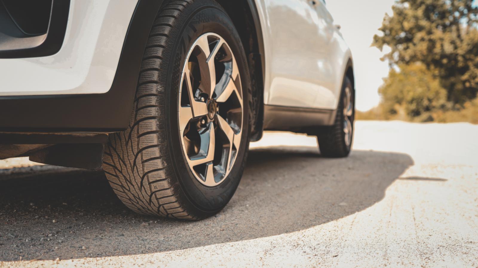 Πόσο αέρα πρέπει να έχουν τα ελαστικά του αυτοκινήτου –Τι πρέπει να προσέχεις