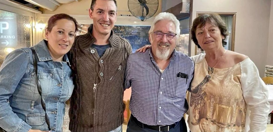 Απίστευτη ιστορία: Υιοθετήθηκε 11 μηνών από Αμερικανούς, στα 68 του βρήκε την οικογένειά του στην Ελλάδα
