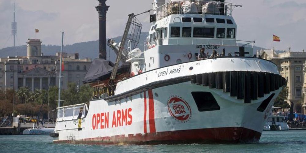 Ιταλία: 163 μετανάστες, αποκλεισμένοι σε δύο διασωστικά πλοία, σε αναζήτηση ασφαλούς λιμανιού