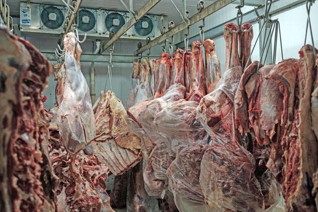 ΚΑΤΕΧΟΜΕΝΑ: Εννέα τόνοι κρέας από τις ελεύθερες περιοχές «κατασχέθηκαν» 