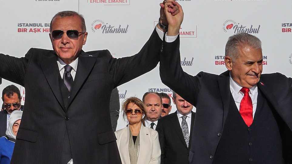 Εκλογές στην Τουρκία: Προηγείται ο Ερντογάν στην Κωνσταντινούπολη - Xάνει την Άγκυρα