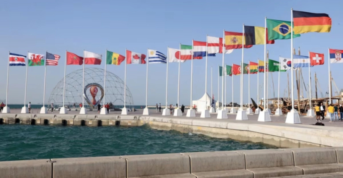 Τετράχρονο κορίτσι αποδεικνύει ότι ξέρει όλες τις σημαίες του κόσμου απέξω: «Κρέμασα έναν παγκόσμιο χάρτη στο σπίτι» - Δείτε βίντεο