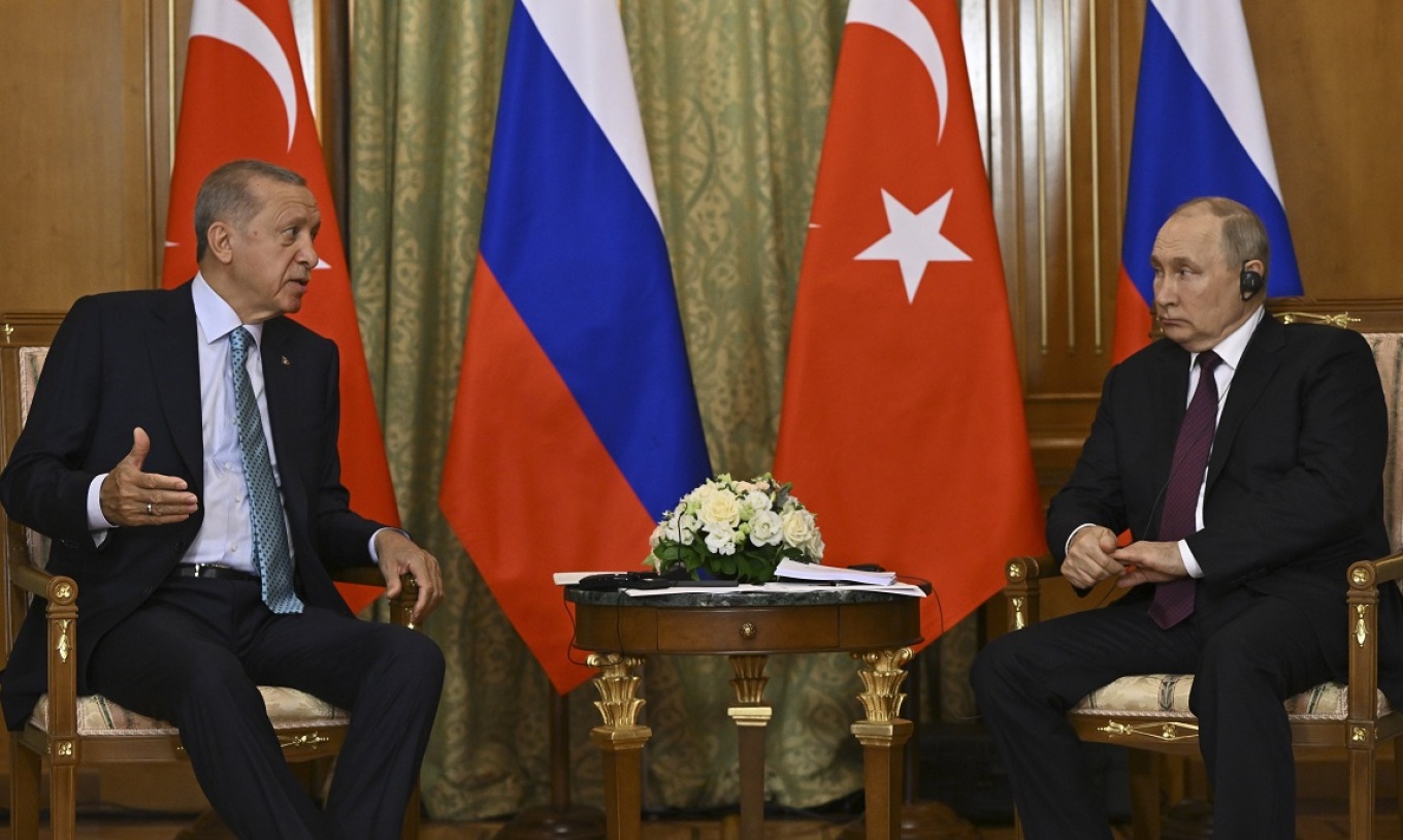 Πούτιν σε Ερντογάν: «Είμαστε ανοικτοί σε συνομιλίες» για την συμφωνία για τα σιτηρά