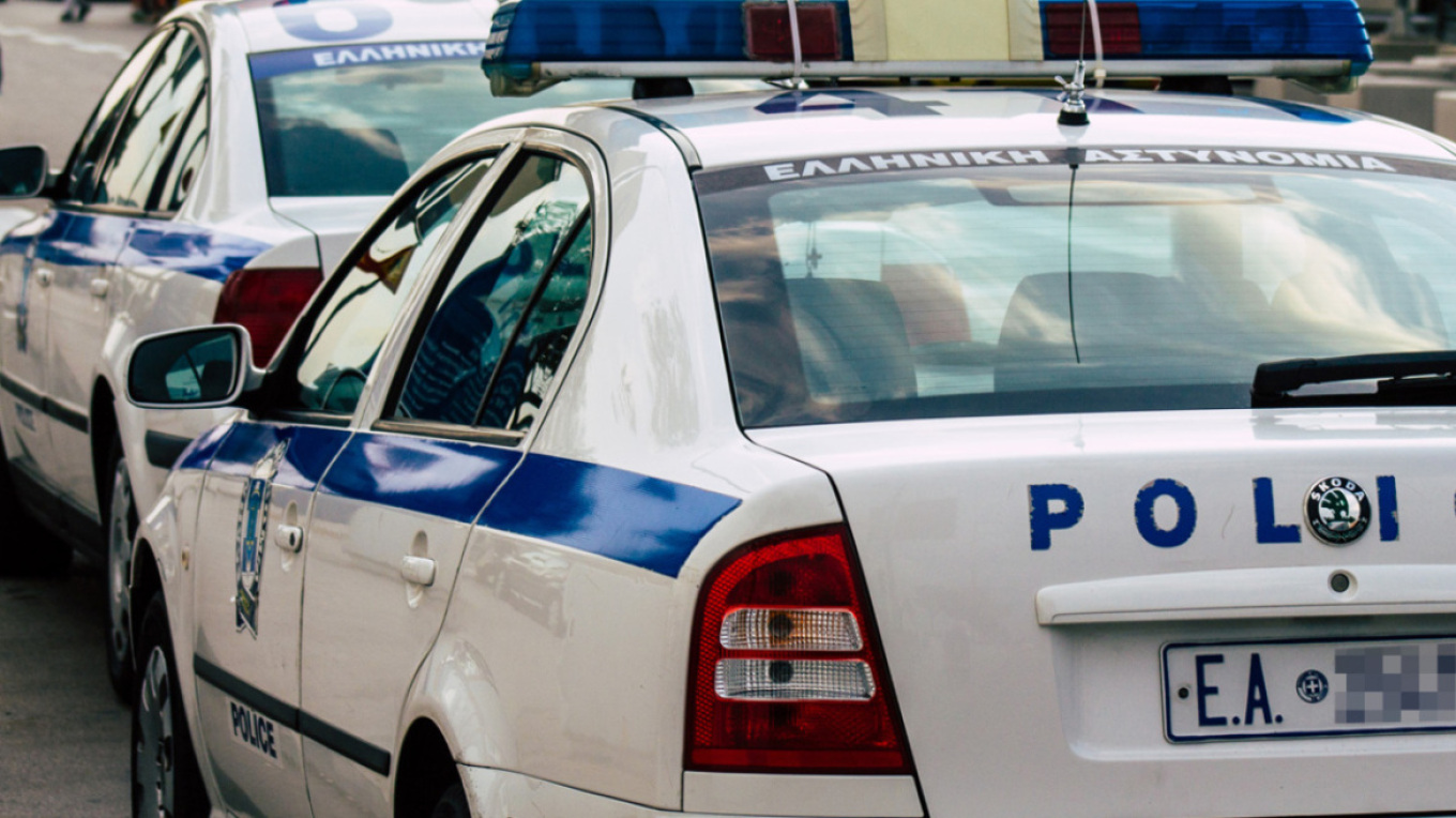 Κρήτη: 34χρονος γρονθοκόπησε την 25χρονη σύντροφό του και μετά επιτέθηκε σε αστυνομικούς