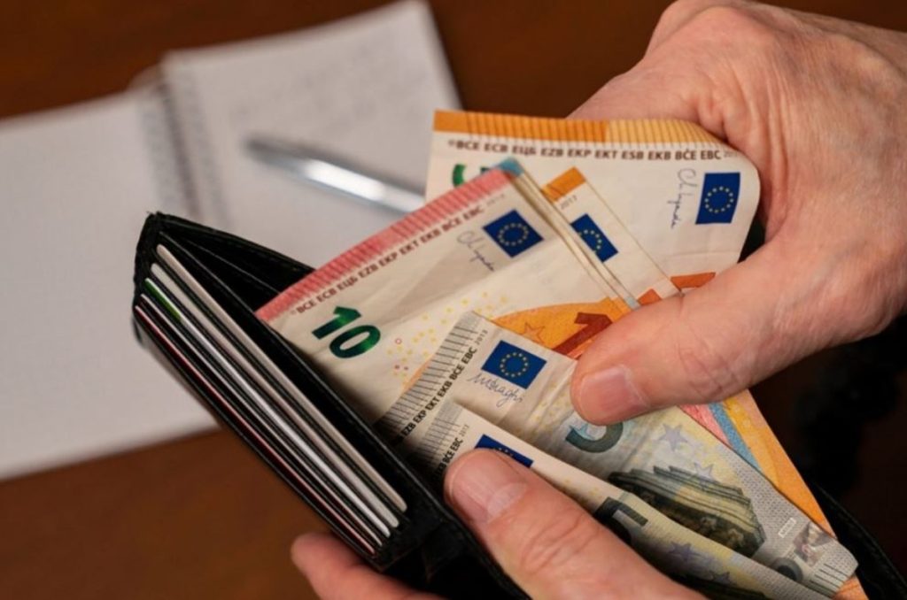 Το ήξερες; Αυτή η εταιρεία σε πληρώνει με 100 ευρώ - Ο τρόπος για να τα πάρεις