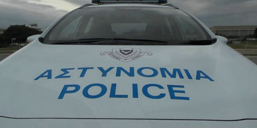 Ό,τι καλύτερο θα δείτε σήμερα στο κυπριακό tik tok – Κατσίκα «παρελαύνει» μπροστά από περιπολικά της Αστυνομίας