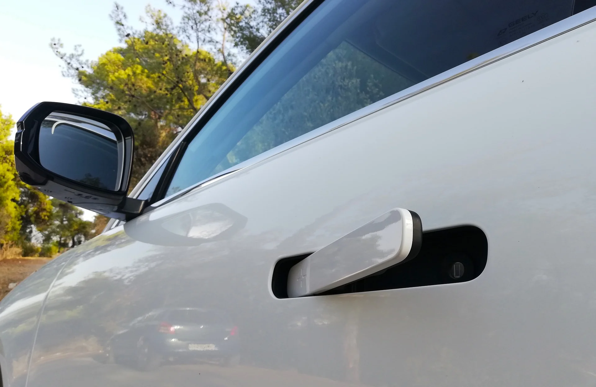 ΠΡΟΣΟΧΗ: Προειδοποίηση ΤΟΜ για ελαττωματικές χειρολαβές θυρών – Ελέγξτε άμεσα το όχημά σας