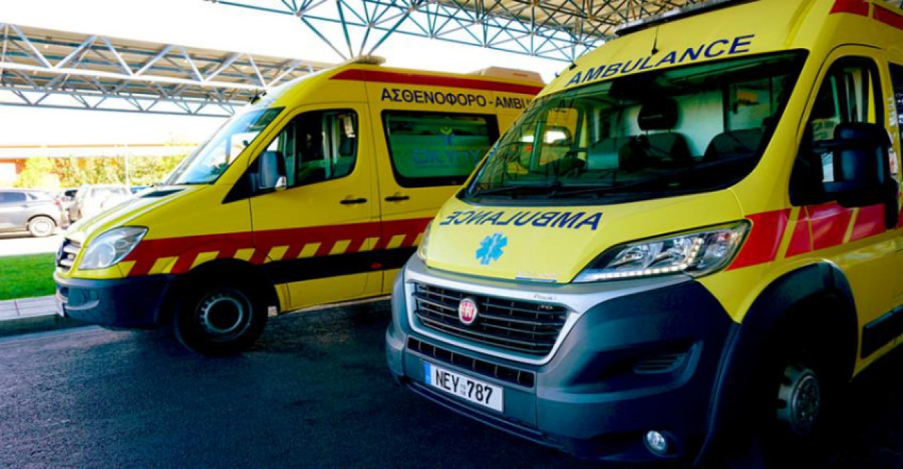 Τροχαίο ατύχημα στη Ξυλοφάγου: Όχημα ανατράπηκε και κατέληξε σε χωράφι – Απεγκλωβίστηκαν και πήρε φωτιά - Στο νοσοκομείο 4 πρόσωπα