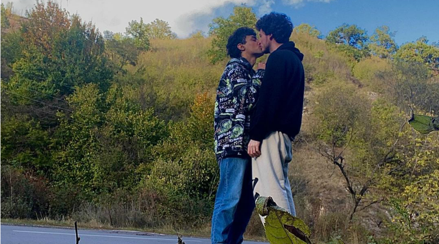 Νεαρό γκέι ζευγάρι έδωσε ένα τελευταίο φιλί και πήδηξε από γέφυρα - Βρήκαν τραγικό τέλος