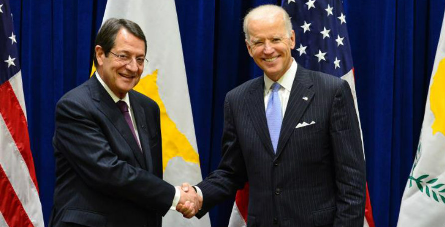 Ο Πρόεδρος Αναστασιάδης συνεχάρη τον Πρόεδρο και την Αντιπρόεδρο των ΗΠΑ μετά την ορκωμοσία τους