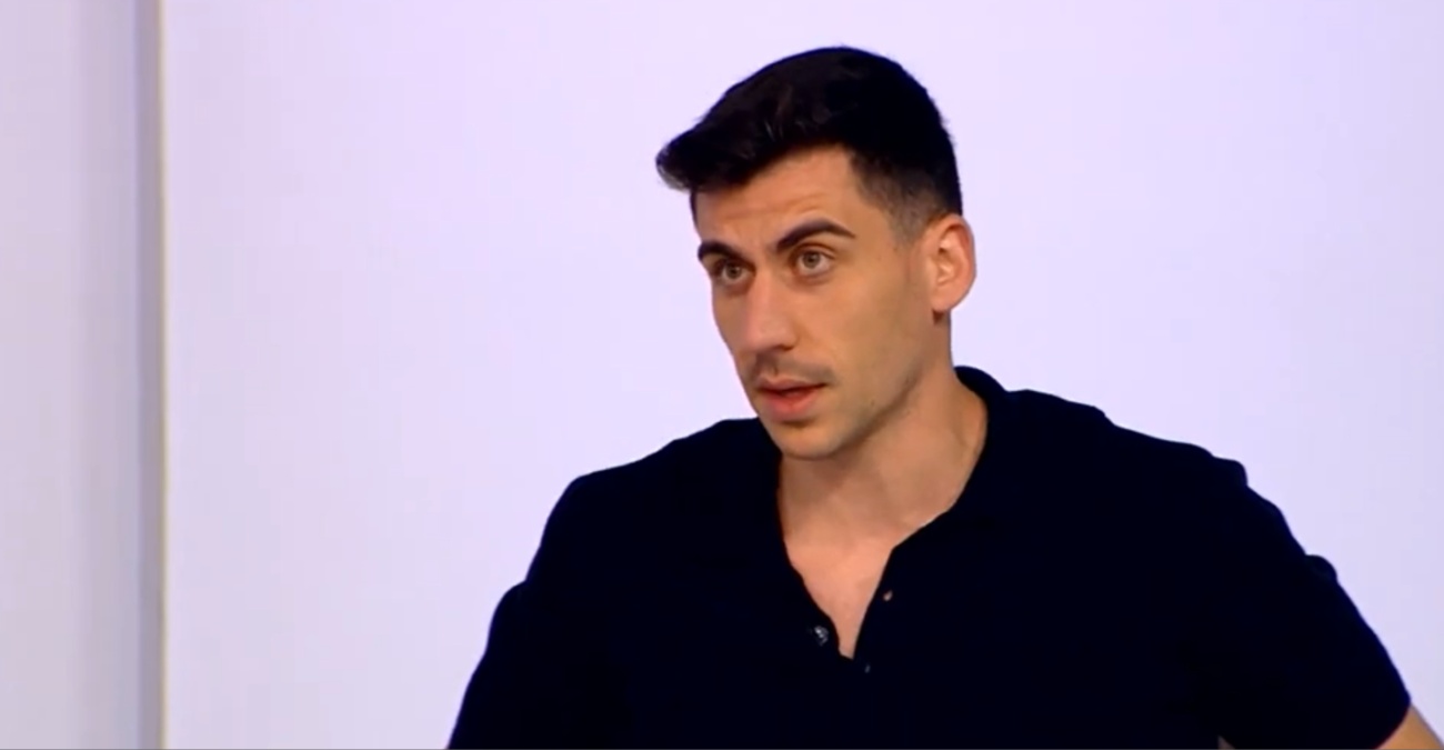 Φειδίας Παναγιώτου: «Έγιναν όλοι TikTokers επειδή έχασαν τα ποσοστά τους» – «Το μέλλον είναι εδώ, τα κόμματα έμειναν στο χθες»
