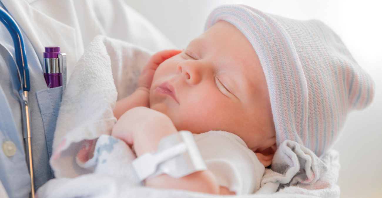 Μεγάλη αλλαγή για όλα τα νεογνά: Το Υπουργείο Υγείας εντάσσει στον έλεγχο τις εξετάσεις για Νωτιαία Μυϊκή Ατροφία