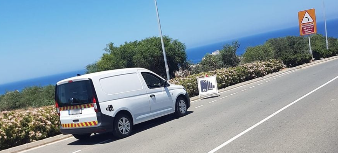 Κινητές κάμερες: Συζήτηση στη Βουλή για την εκ των προτέρων ανακοίνωση των περιοχών