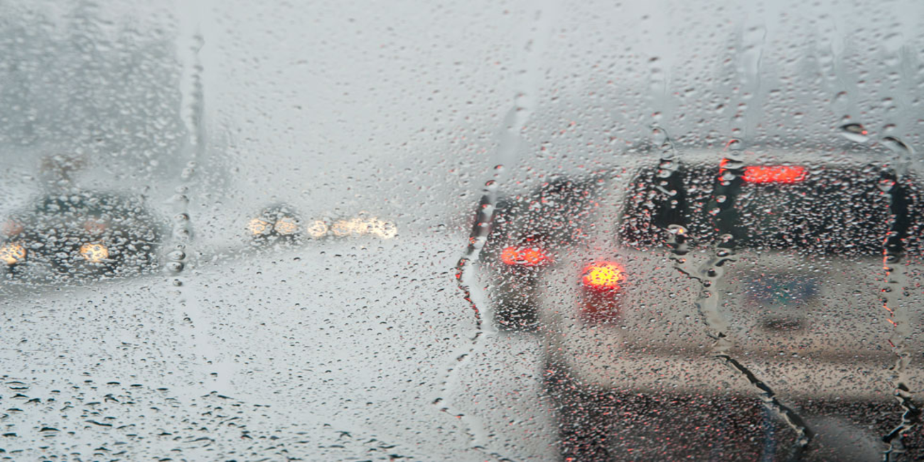 Επικίνδυνοι δρόμοι λόγω βροχοπτώσεων σε περιοχές της Κύπρου - Συστάσεις στους οδηγούς 
