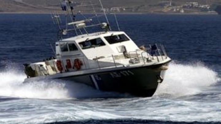 Επιχείρηση για το εντοπισμό σκάφους με 80 πρόσφυγες στα Αντικύθηρα