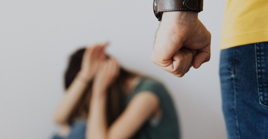 Eπ. Ισότητας για νέα γυναικοκτονία: «Η έμφυλη βία παραμένει μια σκληρή πραγματικότητα, η οποία απαιτεί συνεχή εγρήγορση»