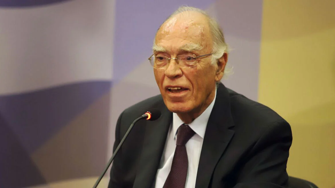 Πέθανε ο Βασίλης Λεβέντης σε ηλικία 75 ετών
