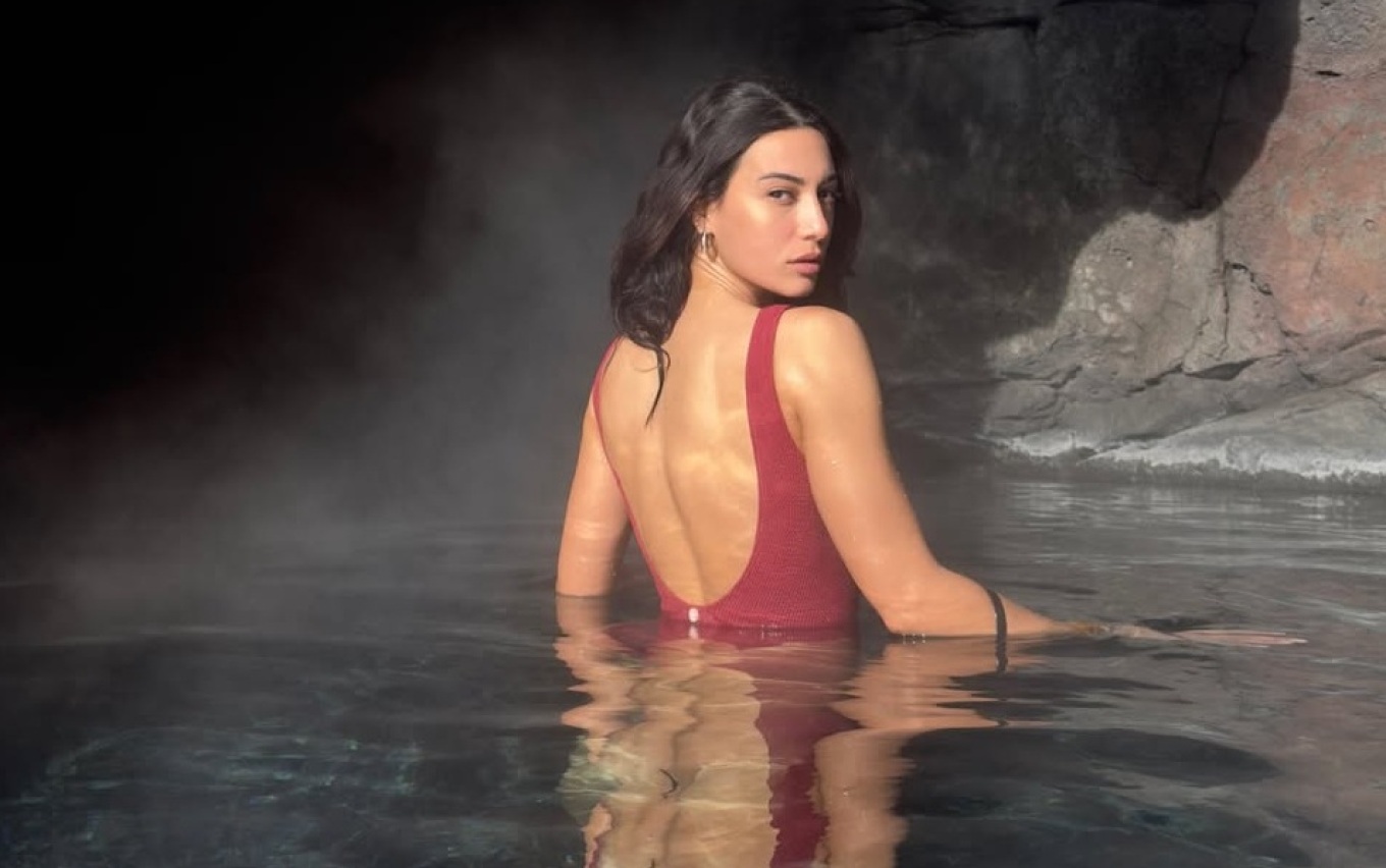 H Ευγενία Σαμαρά έκανε σπα με νερό που ζεστάθηκε από το μάγμα στην Ισλανδία: «Όνειρο», δείτε φωτογραφίες