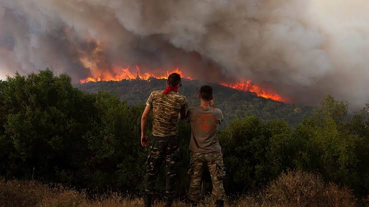 Σε ετοιμότητα για τις πυρκαγιές στην Ελλάδα η Κύπρος – Αναμένει το «πράσινο φως»