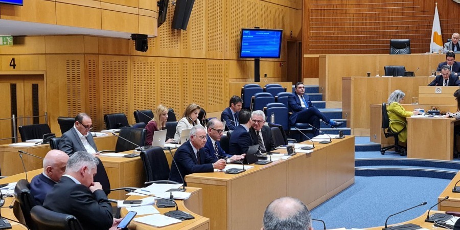 Η Βουλή καταδίκασε την ανακοίνωση Ουστέλ για την Αμμόχωστο και ζητά από ΟΗΕ και ΕΕ μέτρα ανάσχεσης των ανακοινωθέντων 
