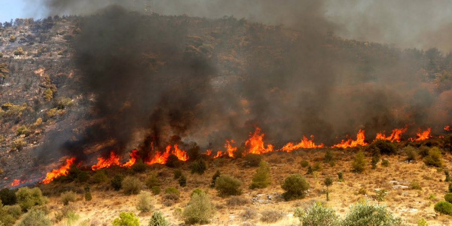 ΛΕΜΕΣΟΣ: Πυρκαγιά στη Γερμασόγεια – Μάχη πυροσβεστών και από αέρος - ΦΩΤΟΓΡΑΦΙΕΣ