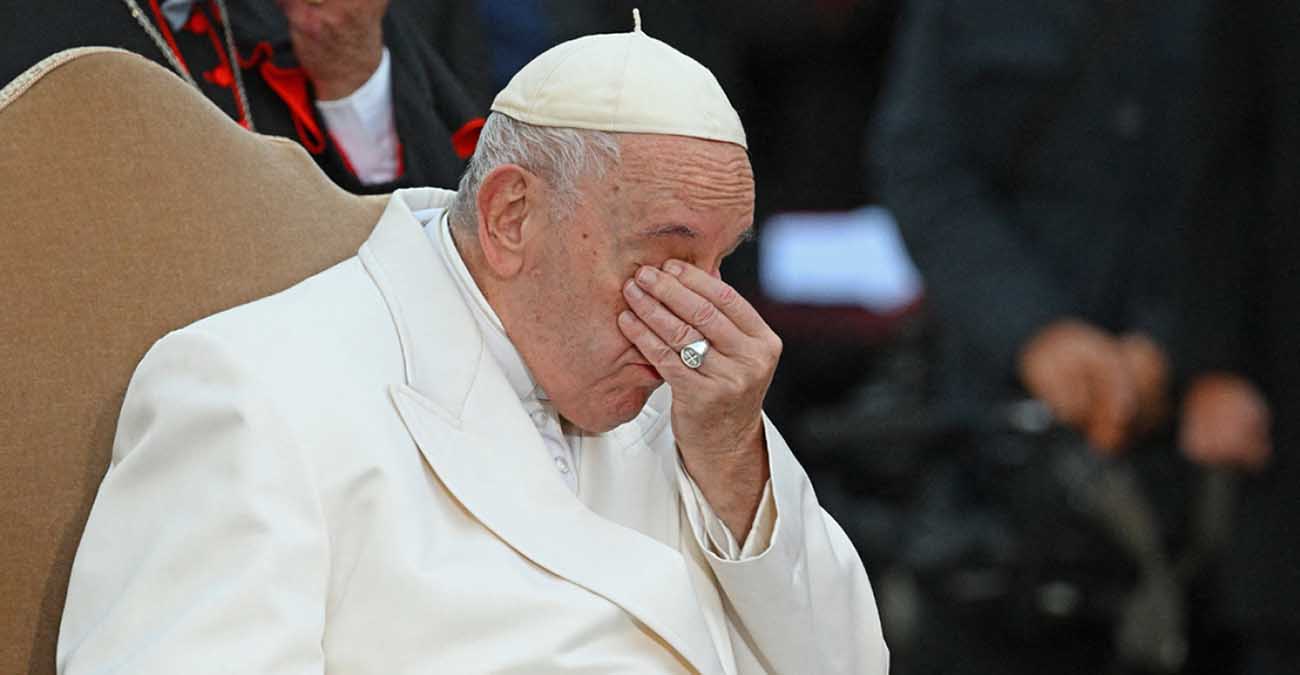 «Λύγισε» ο Πάπας - Δεν συγκράτησε τα δάκρυά του μιλώντας για τον πόλεμο στην Ουκρανία 