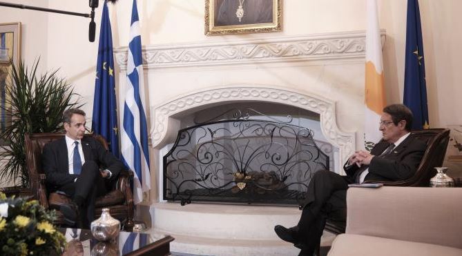 Κυπριακό και ελληνοτουρκικά στο επίκεντρο τηλεφωνικής επικοινωνίας ΠτΔ και Έλληνα Πρωθυπουργού