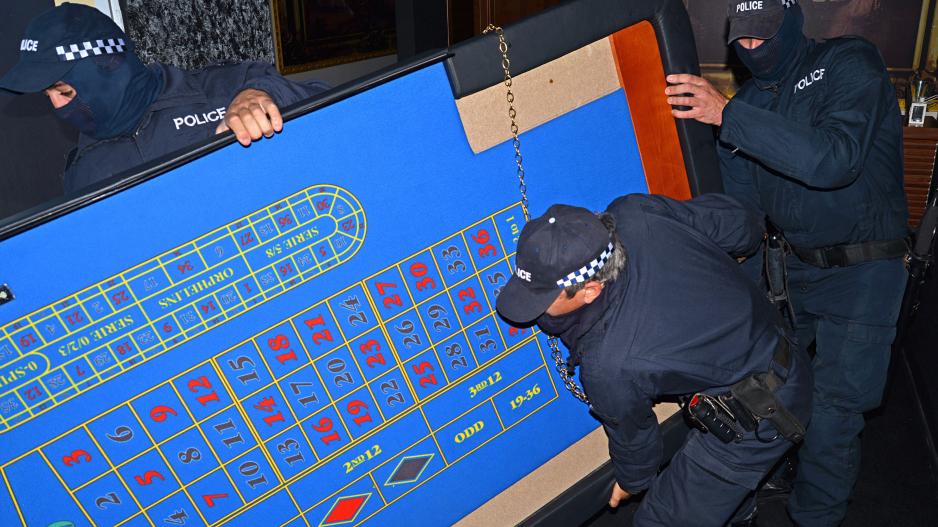 ΛΕΜΕΣΟΣ: Λουκέτο σε όλα τα παράνομα καζίνο - Επιτυχία της Αστυνομίας των Βάσεων 
