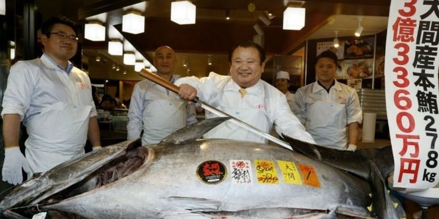Τιμή ρεκόρ για τόνο σε ιδιοκτήτη αλυσίδας εστιατορίων σούσι στο Τόκιο