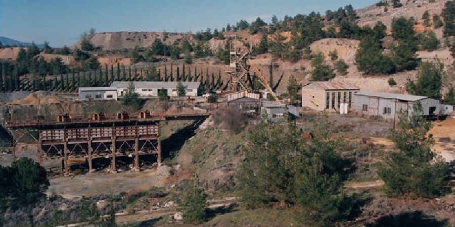 Ασφαλτικό: Αποχή από μαθήματα την Παρασκευή αποφάσισαν Σύνδεσμοι Γονέων επηρεαζόμενων κοινοτήτων