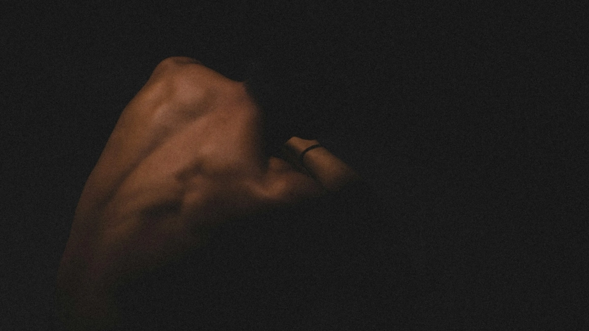 Τα επτά περίεργα πράγματα που κάνει το σώμα σου όταν αντιμετωπίζεις τον θάνατο