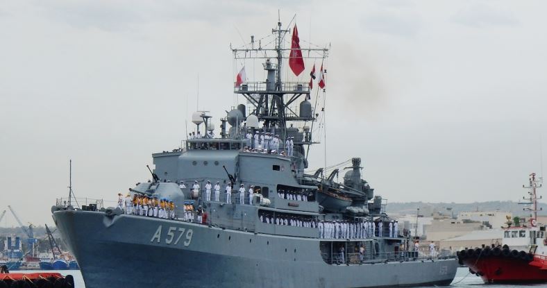 Πολεμικά πλοία της Τουρκίας χαιρέτησαν τον κόσμο στην κατεχόμενη Κερύνεια
