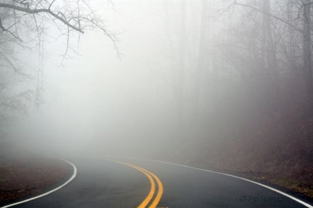 ΟΔΗΓΟΙ ΠΡΟΣΟΧΗ: Προβλήματα στο οδικό δίκτυο – Ομίχλη στον αυτοκινητόδρομο