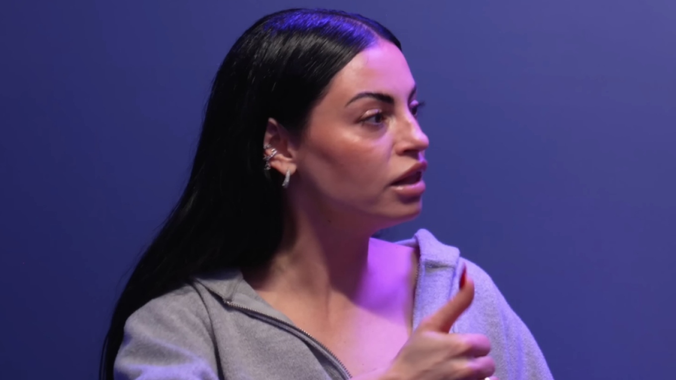 Εκτός εαυτού η Αλεξανδράκη: Η κατάσχεση του καταστήματός της & η υπεξαίρεση από συνεργάτη της