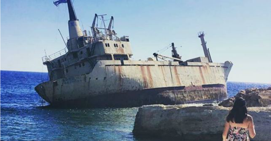 H ιστορία πίσω από το πλοίο που ναυάγησε στην Πάφο και με το οποίο φωτογραφήθηκαν χιλιάδες Κύπριοι