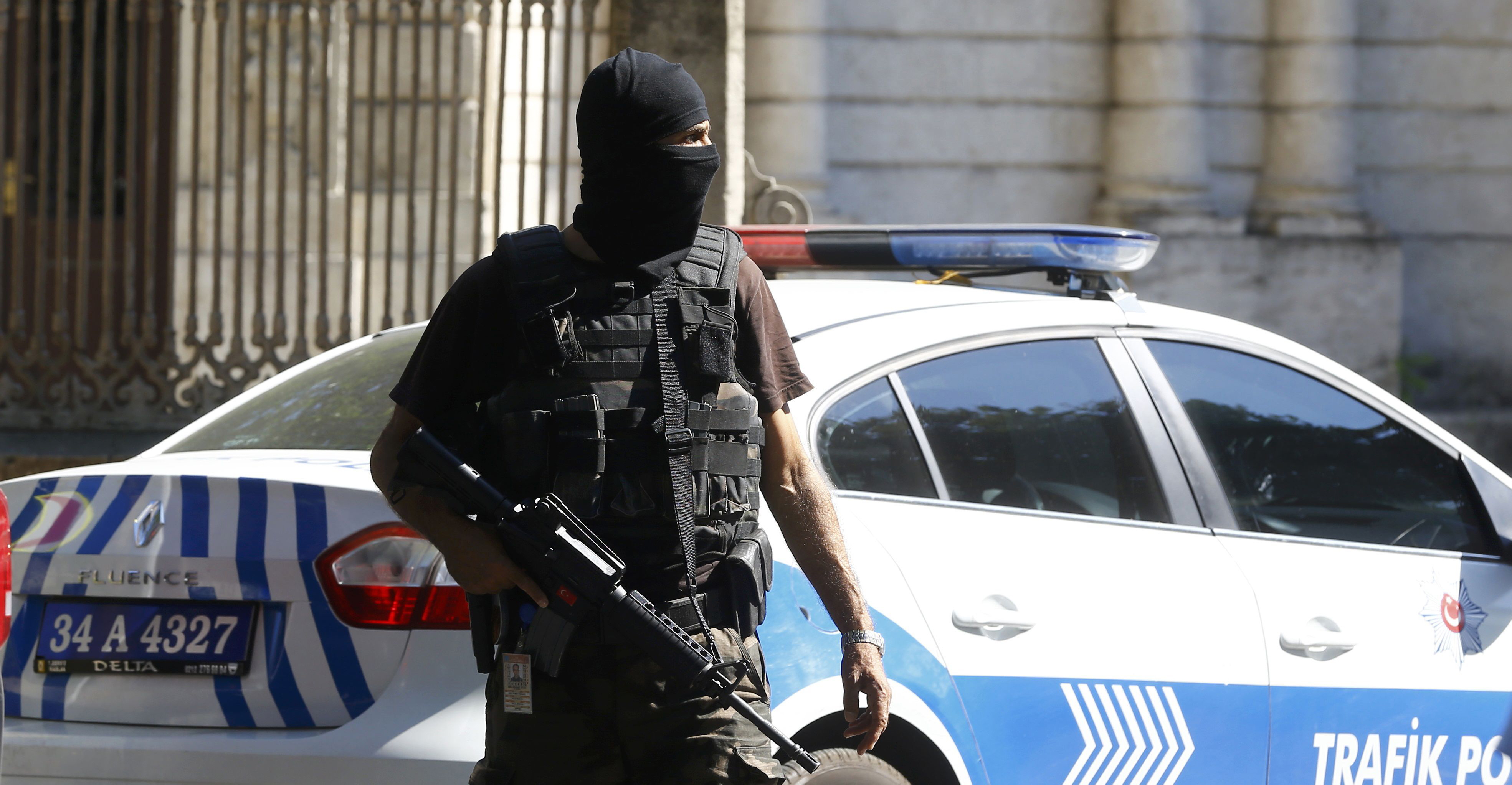 Αιματηρή επίθεση στην Τουρκία: Ανήλικος άνοιξε πυρ και σκότωσε τέσσερα άτομα