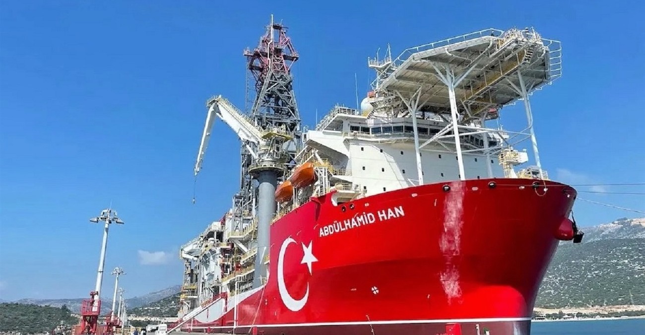 «Αμντουλχαμίντ Χαν»: Το τουρκικό γεωτρύπανο φέρεται να εντόπισε μεγάλα αποθέματα φυσικού αερίου στη Μεσόγειο