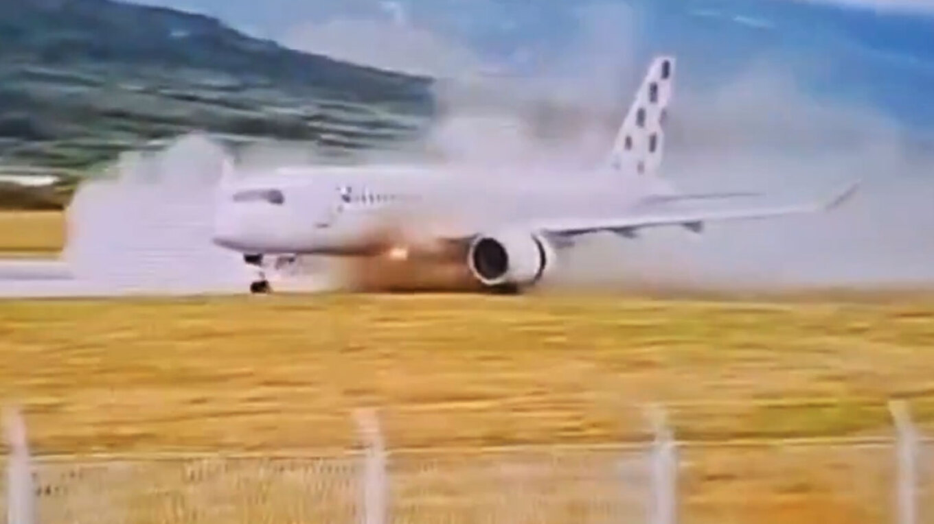 Video: Παραλίγο τραγωδία: Αεροσκάφος Airbus με 130 επιβάτες γλιστράει στον διάδρομο του αεροδρομίου