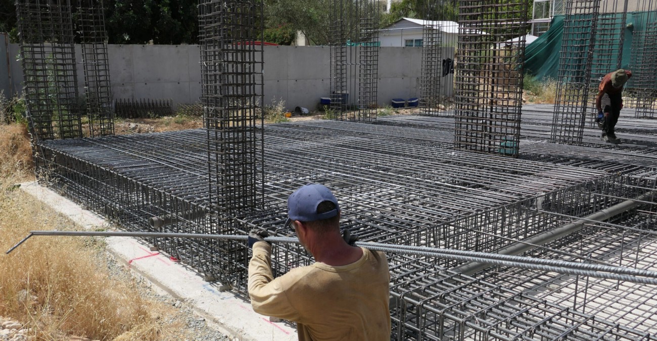 «Φωτιά» στο κόστος οικοδομής - Πώς επηρεάζονται οι τιμές ακινήτων - Η πόλη που επιλέγουν πλέον οι επενδυτές