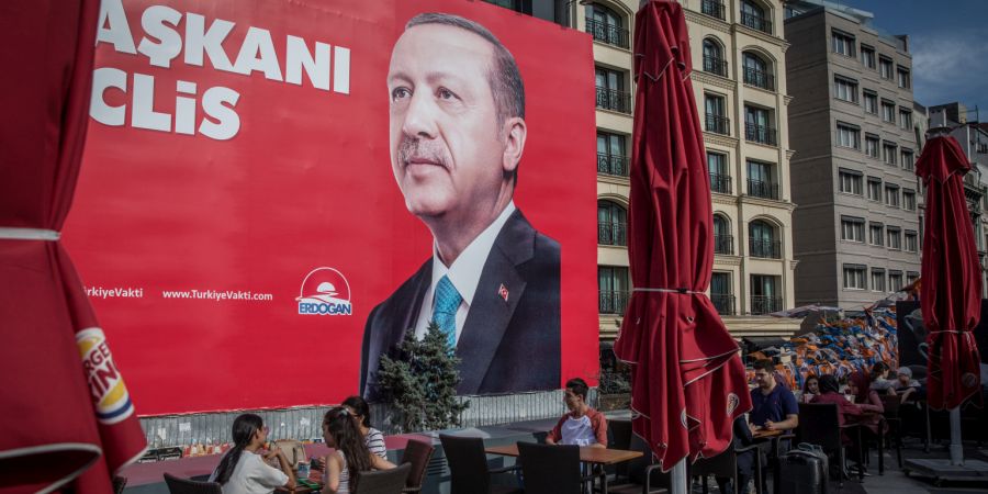 Παραίτηση Ερντογάν ζητά ο Κιλιτσντάρογλου 