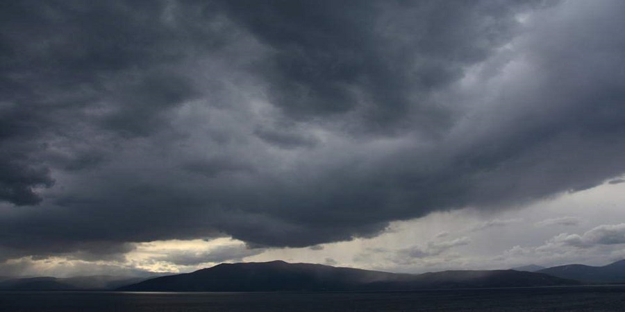 Τμ. Μετεωρολογίας: Αλλάζει το σκηνικό στον καιρό - Βροχές και ενδεχόμενο για καταιγίδα