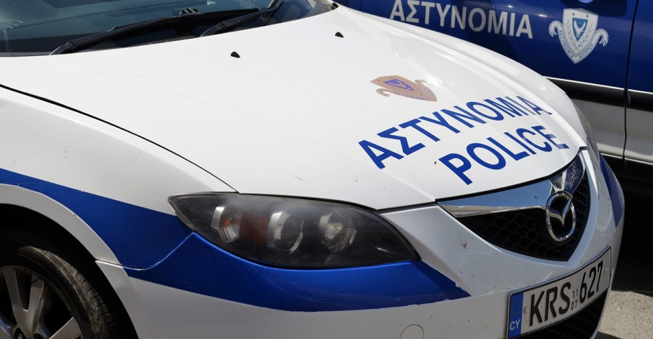 Ληστεία και επίθεση σε διανομέα φαγητού: Χειροπέδες σε 16χρονο - Τον χτύπησε με μεταλλική ράβδο στο κεφάλι