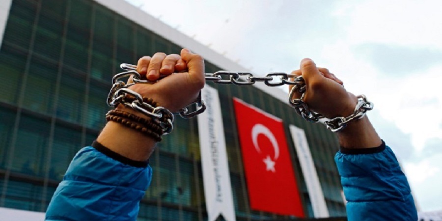 Έντονη ανησυχία Βρυξελλών για τις νέες συλλήψεις πανεπιστημιακών και ακτιβιστών στην Κωνσταντινούπολη