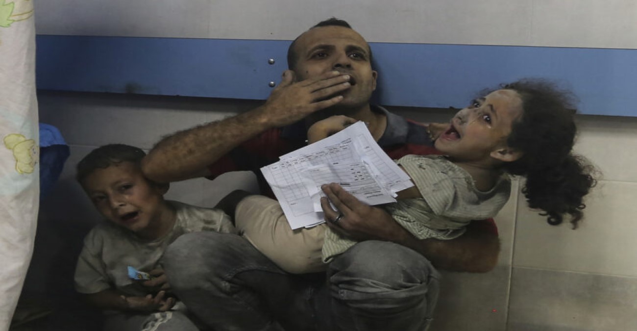 Γάζα: Νέο ισραηλινό πλήγμα σε σχολείο του ΟΗΕ, 27 νεκροί και 93 τραυματίες – Παρασκευή στις 07:00 η κατάπαυση πυρός