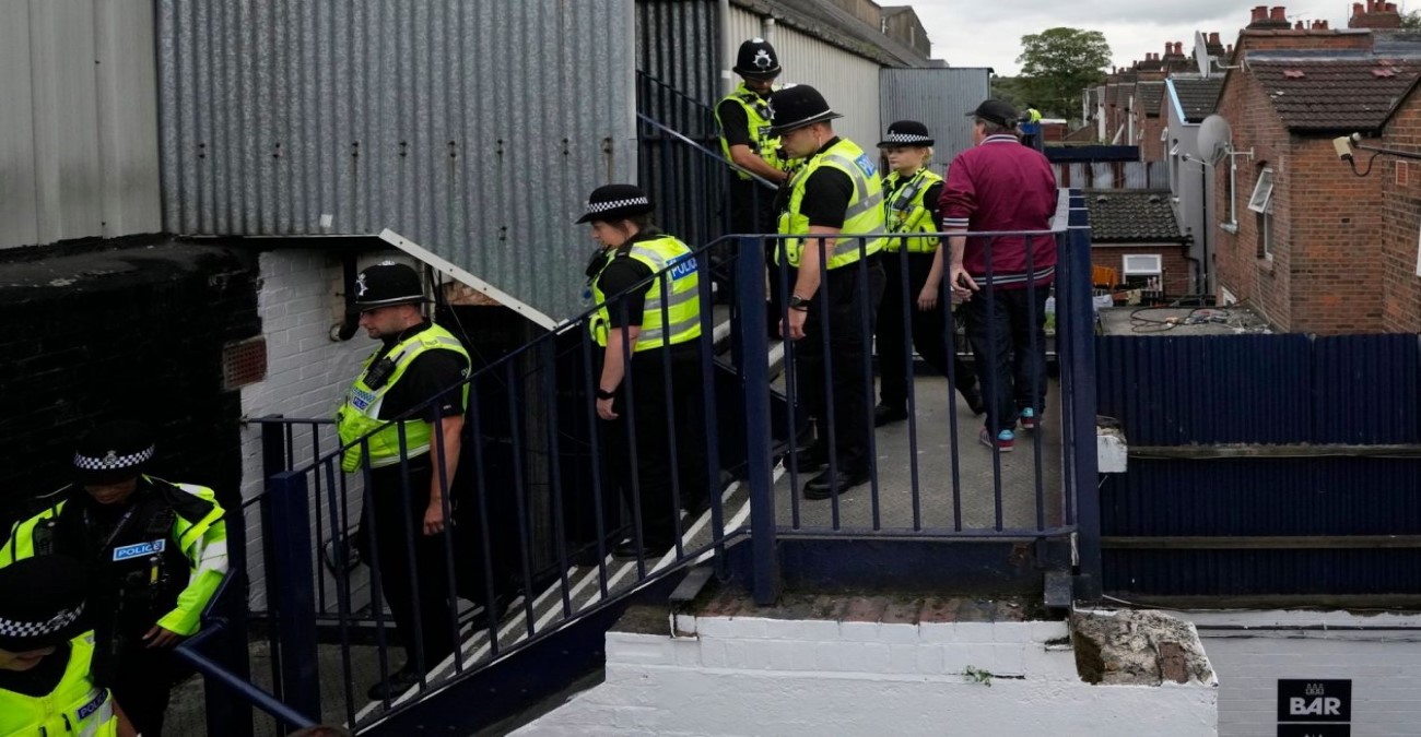 Βρετανία: Η αστυνομία προετοιμάζεται για νέο κύκλο επεισοδίων μετά τις δολοφονίες στο Σάουθπορτ